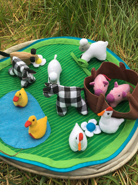 Farm Play Pouch